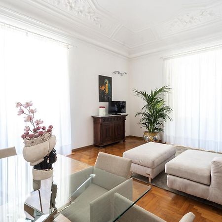 Casa Vacanze Il Duomo Catánia Buitenkant foto