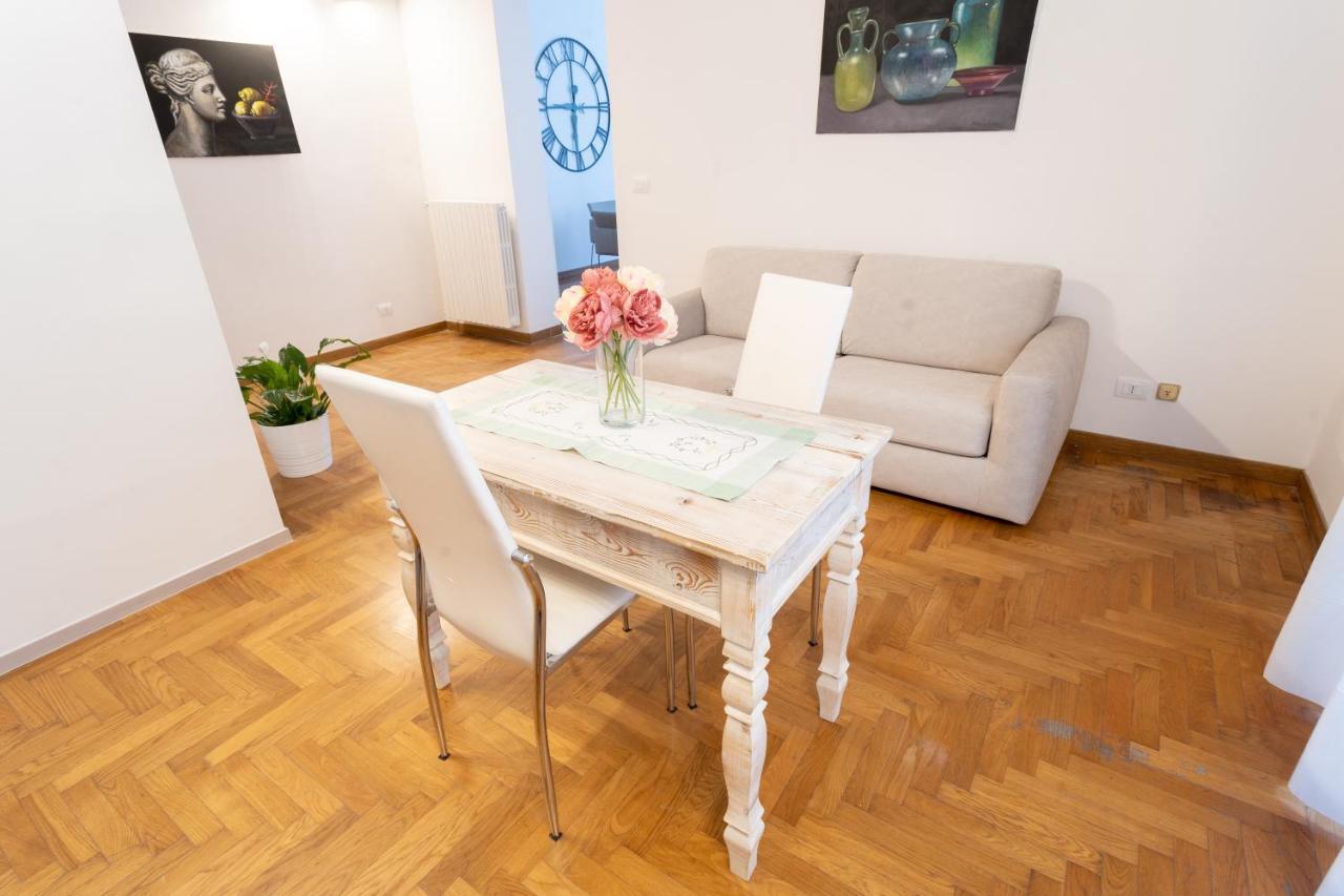 Casa Vacanze Il Duomo Catánia Buitenkant foto